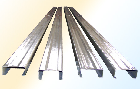 空调工程中型钢切割下料和支、吊架的固定件安装的规定