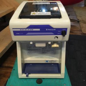 供应原装日本初雪牌HATSUYUKI HC-S32A 高效能刨雪粉机图2