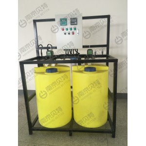 全自动加药装置图2